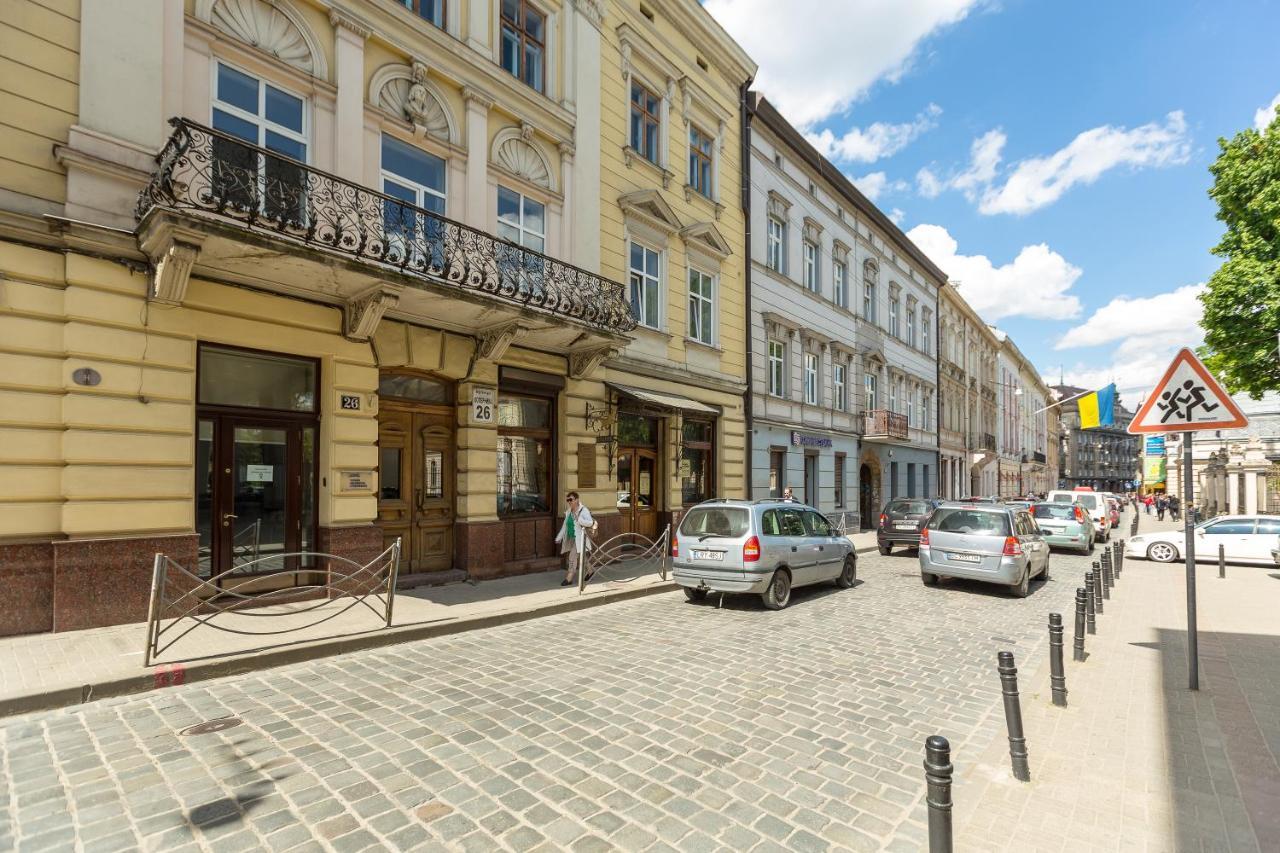 Квартира В Центрі Подобово На Вулиці Коперника 26 Біля Палацу Мистецтв Lviv Luaran gambar